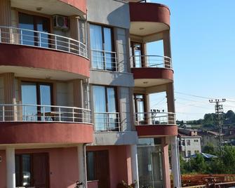 Aydin Apart Pansiyon - Sinop - Building
