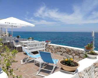 Kekrifalia Hotel - Skala - Balkon