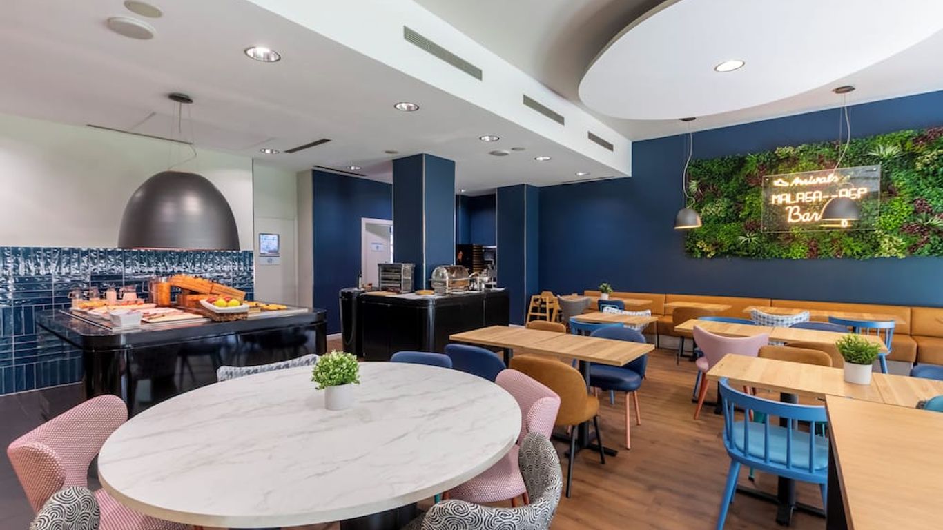 Travelodge Málaga Airport