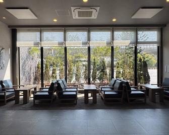 Hotel Route Inn Kyoto Kumiyama - Uji - Lobby