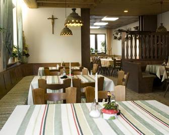 Gasthof Zur Post - Hochstadt - Restaurante