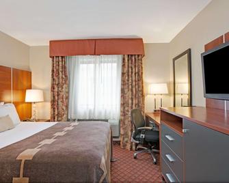 Ramada by Wyndham Staten Island - Staten Island - Habitació