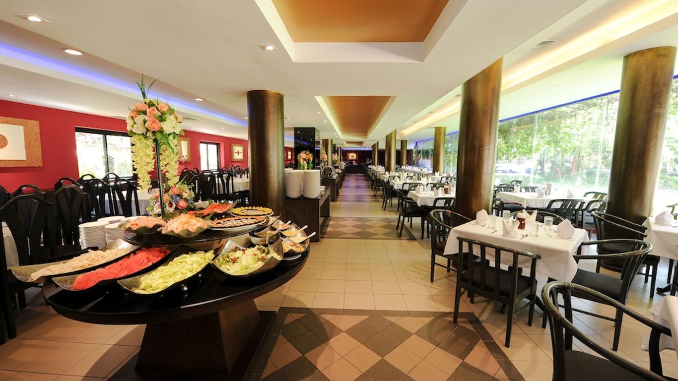 Holiday Garden Hotel