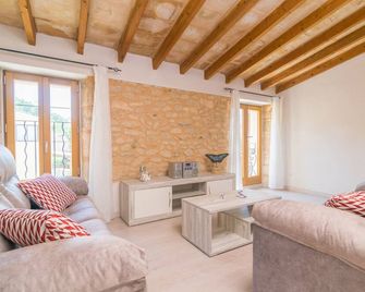 Can Tianet - Альгайда - Вітальня