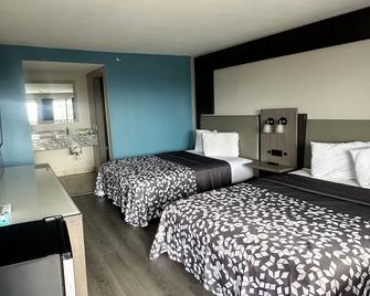 Days Inn by Wyndham El Paso Airport East - El Paso - Bedroom
