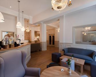 Royal Kings Arms Hotel - Lancaster - Sala de estar