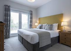 Inverness City Suites - Inverness - Bedroom