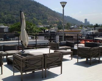 Guanako Rooftop Hostel - Santiago - Balkon
