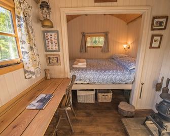 Craven Shepherd Huts - Skipton - Bedroom