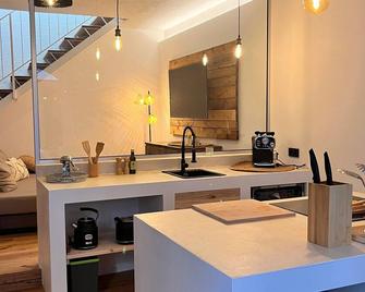 Casa Storica Gardola - Tignale - Phòng bếp