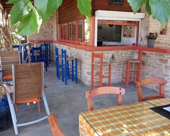 Hotel Neos Matala - Matala - Bar