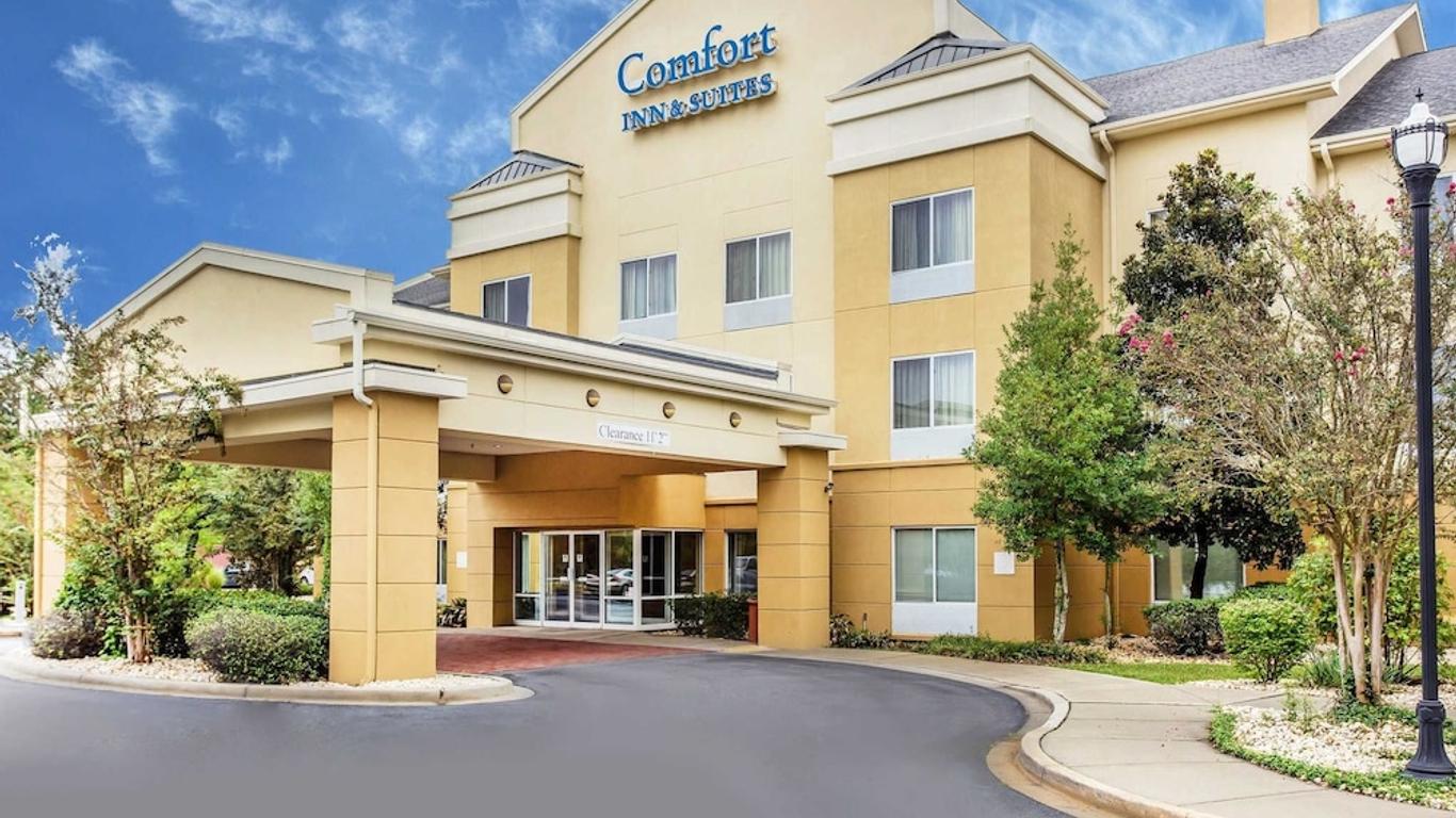 Comfort Inn & Suites