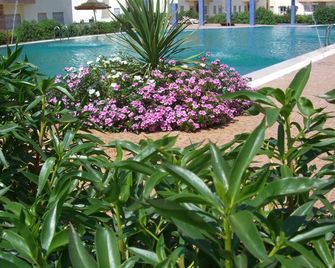 Charming apartment close to the beach with three pools and gardens - Mohammedia - Pool