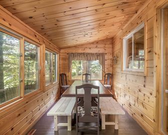 Perfect Cabin on Lake Minocqua! - Minocqua - Jídelna