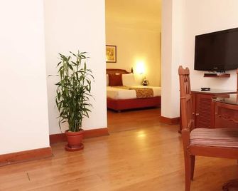 Abad Atrium - Kochi