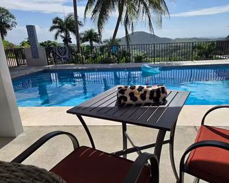 Piscina Vista II Ocean & Mountain Views with Solar - Ceiba - Pool