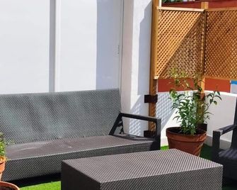 Marevita Hostel - Alicante - Uteplats