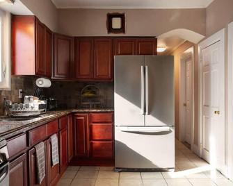 2 Bedrooms in beach town in Queens NYC - Queens