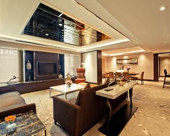 Doubletree by Hilton Chongqing North - Chongqing - Soveværelse