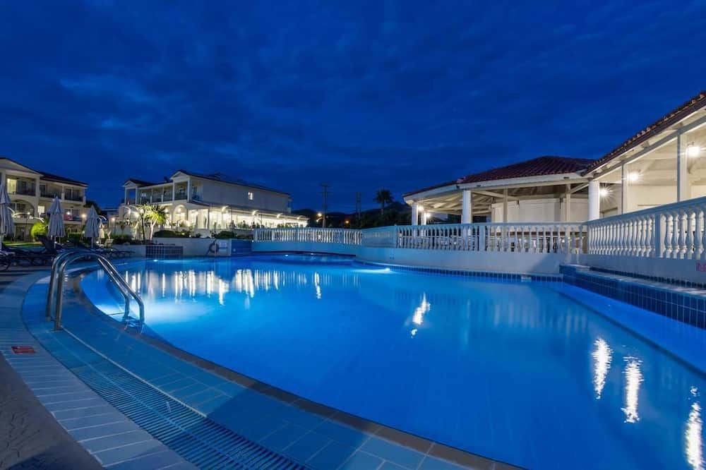Exotica Hotel - Kalamaki - Bazén