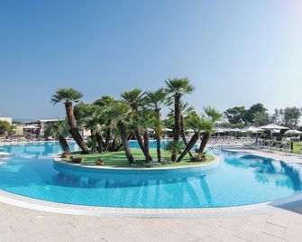 Voi Floriana Resort - Simeri - Piscine