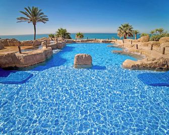 Holiday World Polynesia - Benalmádena - Piscina