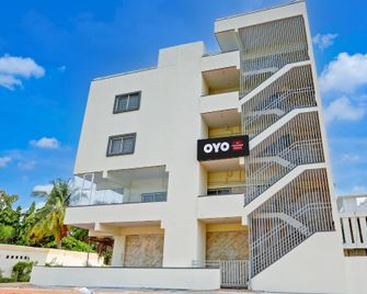 Spot On Sri Chowdeshwari Residency - Nelamangala - Building