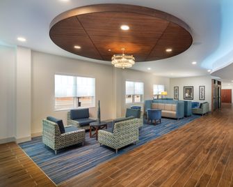 Holiday Inn Express & Suites Dahlonega - University Area By IHG - Dahlonega - Reception