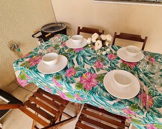 Casa confortável e segura na região da Pampulha - Belo Horizonte - Essbereich