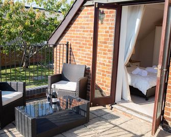 Newclose Farm - Yarmouth - Patio