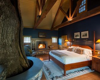 Winvian - Morris - Bedroom