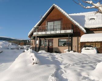 Carn Mhor Bed and Breakfast - Aviemore - Bâtiment