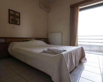 Big family house in Mesochoria village - Almiropotamos - Bedroom