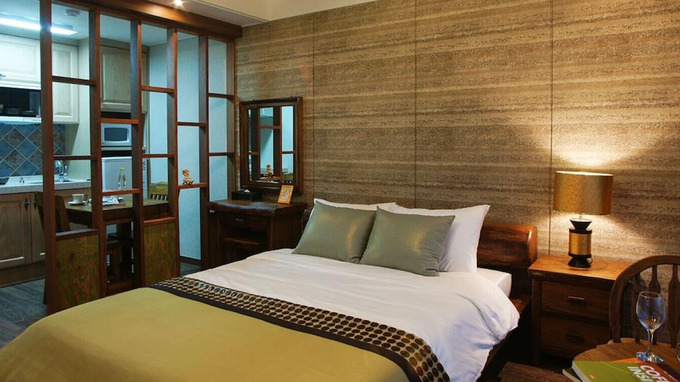 لوجين ريزورت