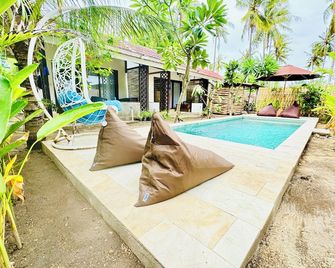 The This-Kon Gili Meno - Pemenang - Piscina