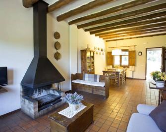 Mas Pratsevall - Taradell - Living room