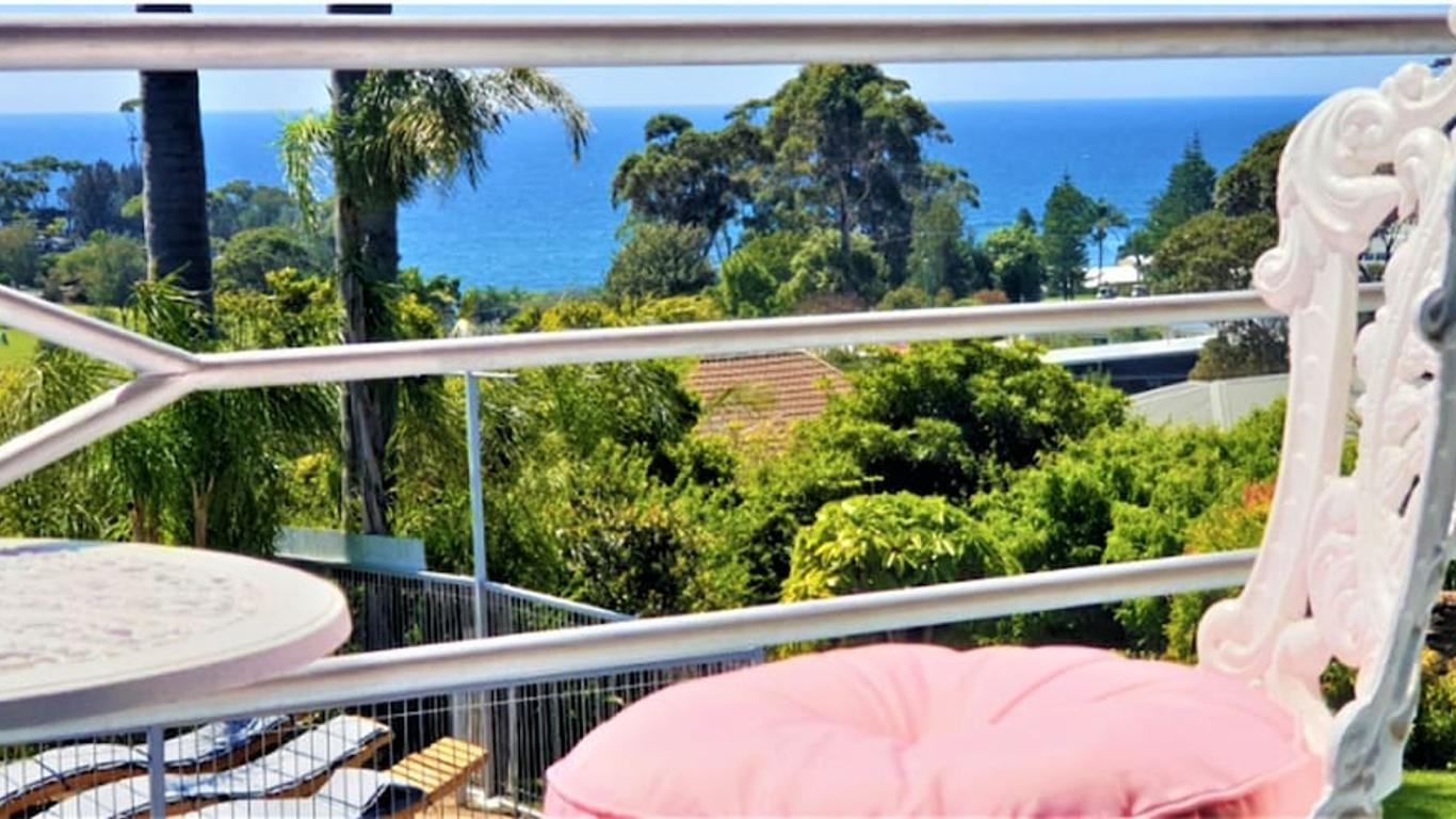 Mollymook Ocean View Motel Reward Long Stays - Over 18's Only
