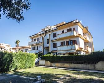 Il Sole di Scalea - Scalea - Building