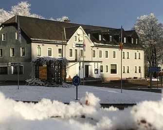 Hotel Schröder - Lanzerath - Building