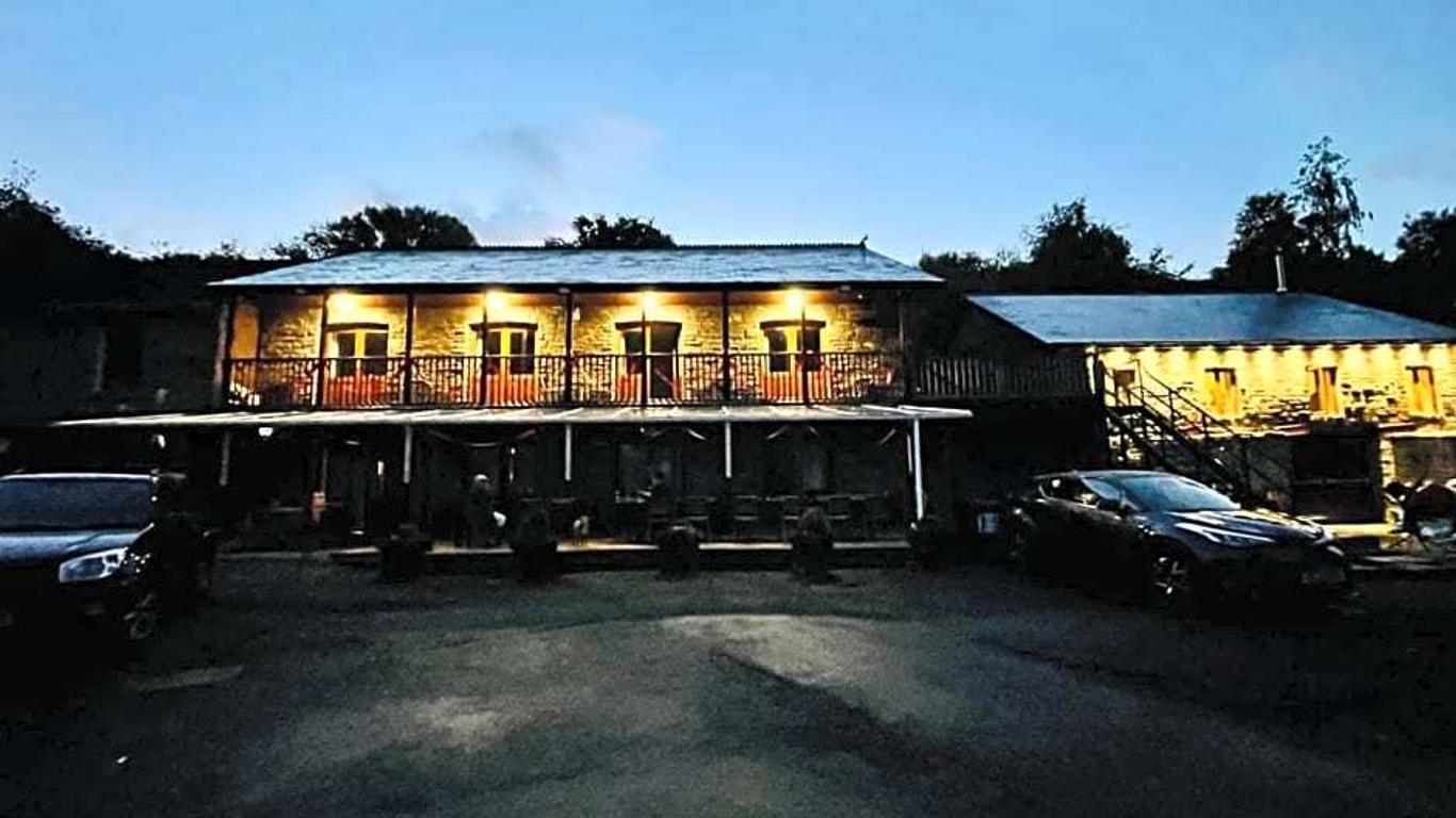 The Falcon Inn Retreat