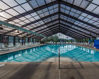 Holiday Inn Club Vacations Holiday Hills Resort Branson by IHG - Branson - Pool