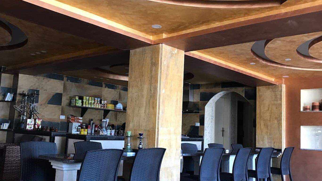 Shurooq Shams Hotel & Tours By Sunrise Hotel