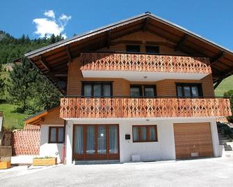 Charming 3-Room Chalet with South-Facing Terrace, Parking, and Mountain Views - La Chapelle-d'Abondance - Bâtiment