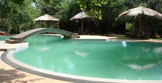 Kuwera Eco Lodge - Sigiriya - Πισίνα