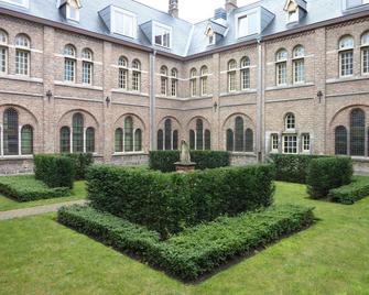 Albertushof - Ypres - Bâtiment