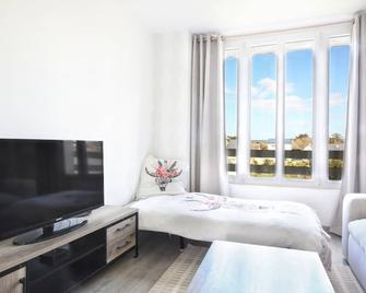 En bord de mer - Appt à moins d'un km de la plage - Barneville-Carteret - Спальня