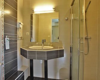 Hôtel Le Madrigal - Sarlat-la-Canéda - Bathroom