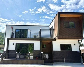 트윈스테이 - 삼척 - 건물