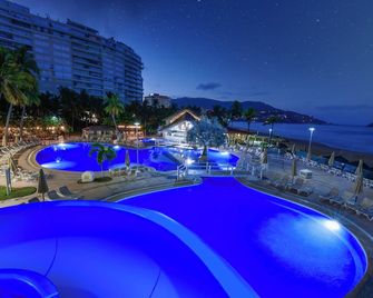 كريستال إكستابا شر امل جميع كلخدمات - Ixtapa - حوض السباحة