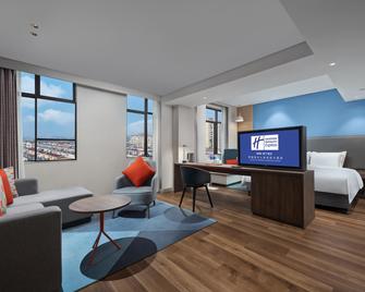 Holiday Inn Express Jingdezhen City Center By IHG - Jingdezhen - Huiskamer